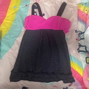 Lululemon yoga top